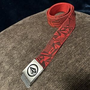 Volcom Mens Web Webbing Woven Belt Buckle With Bottle Opener Red Black Skate